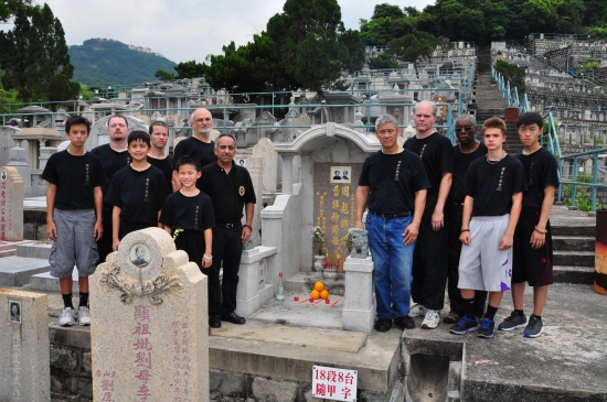 Picture at grave site of Jow Lung